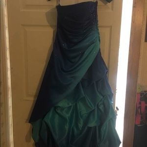 Formal dress 👗 size 8
